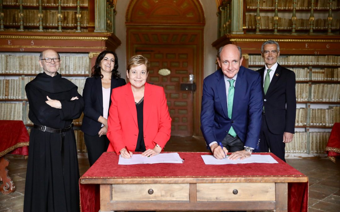 La Fundación San Millán y la Fundación Iberdrola España renuevan su colaboración para recuperar parte de los fondos de la Biblioteca del Monasterio de Yuso