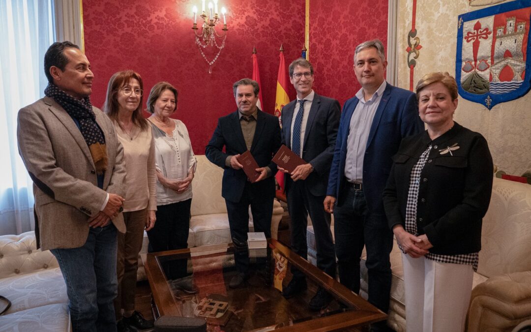 Gonzalo Capellán recibe a la Comisión Permanente de la Asociación de Academias de la Lengua Española (ASALE) en su visita a La Rioja de la mano de la Fundación San Millán