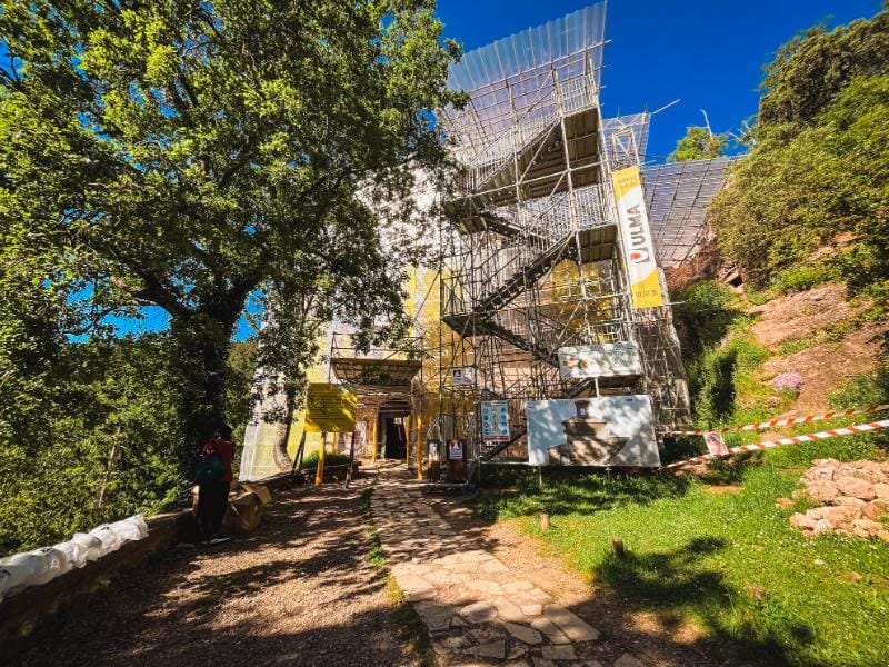 El Monasterio de Suso permanece este verano ‘Abierto por restauración’ gracias a las visitas guiadas impulsadas por el Instituto del Patrimonio Cultural de España y la Fundación San Millán