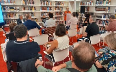 Mónica Doña presenta el poemario ‘Soles de medianoche’, I Premio Internacional de Poesía Gonzalo de Berceo