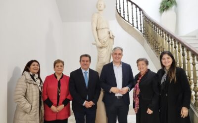 Pérez Pastor recibe a una delegación de la Comisión Permanente de la Asociación de Academias de la Lengua Española (ASALE)